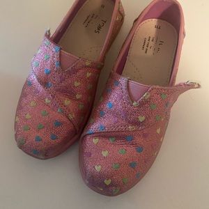 Girls toms